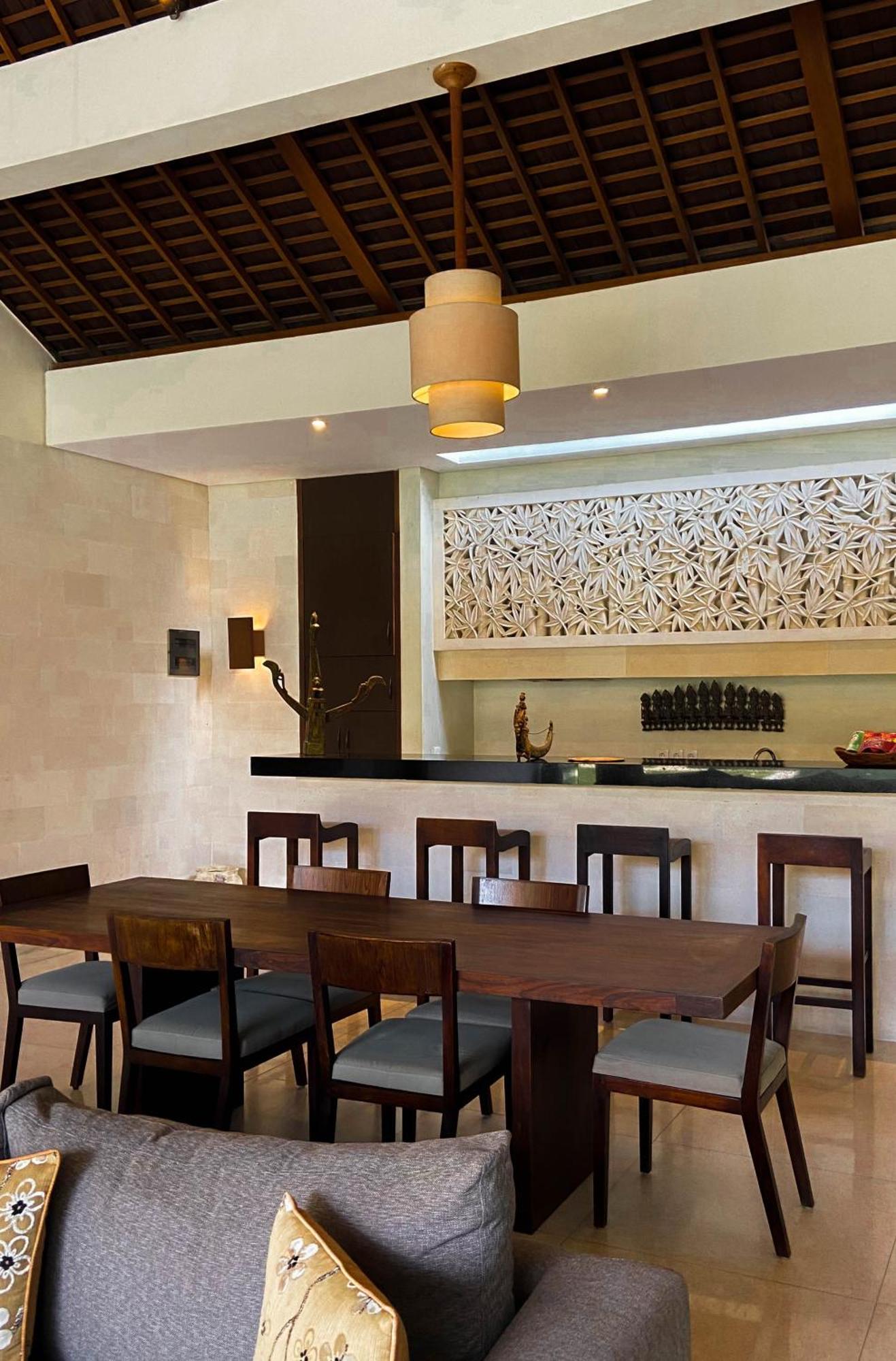 Nyaman Villa *